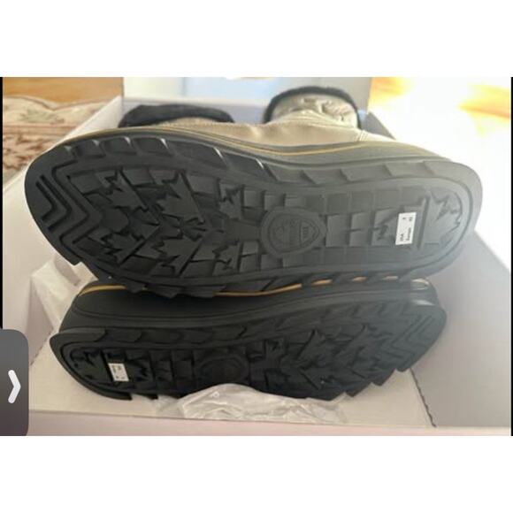 New PAJAR Tobaggan 2.0 Women's Gold Winter Waterproof Boots Front Zip SIZE 9 - Picture 4 of 6